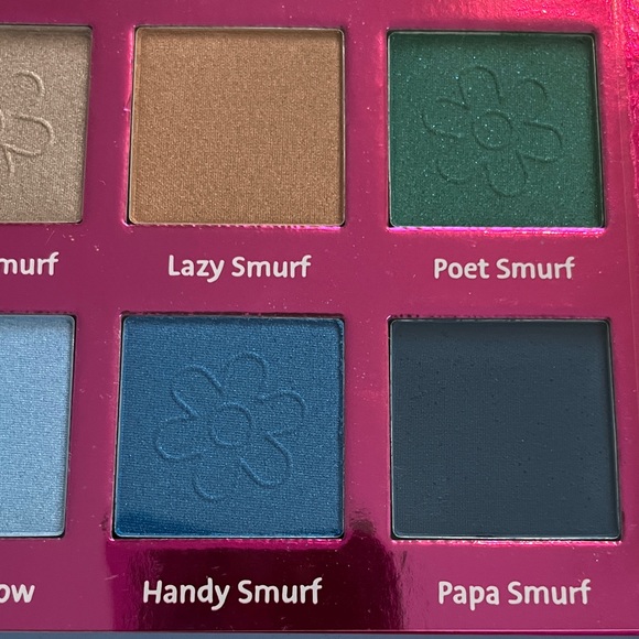 Last chance B4 donating.  NEW!  Smurfs Smurfette Eyeshadow Palette with Mirror - Picture 8 of 12